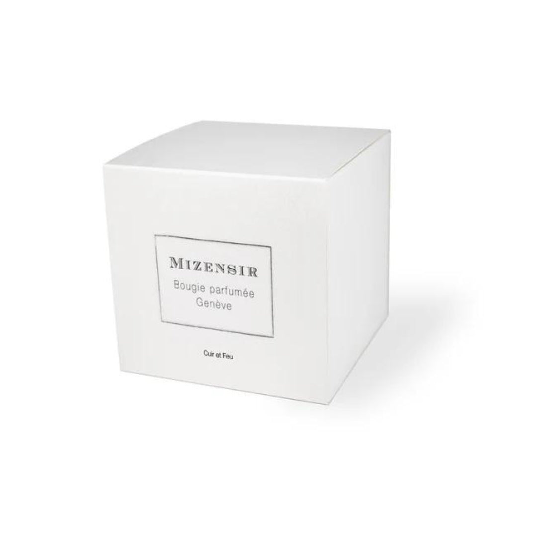 Cuir et Feu Candle